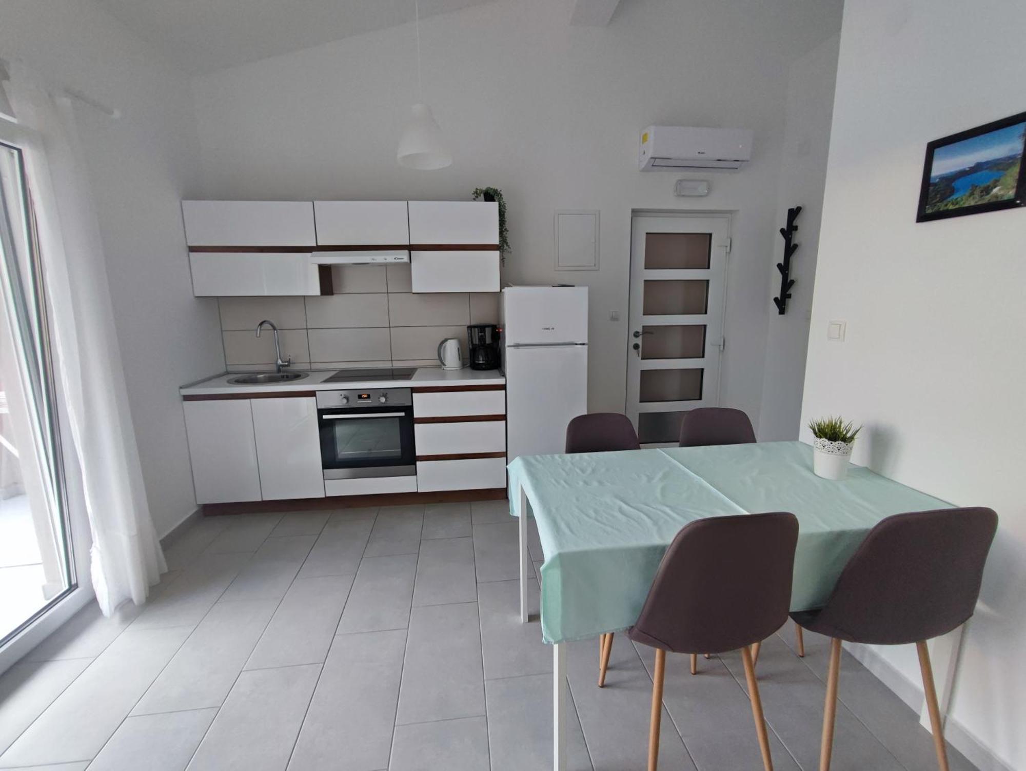 Apartmani Plaza เซลเซ ภายนอก รูปภาพ